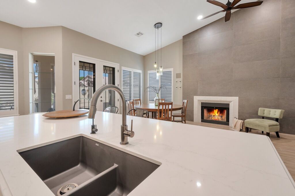 Contemporary Kitchen Remodel in Ahwatukee AZ